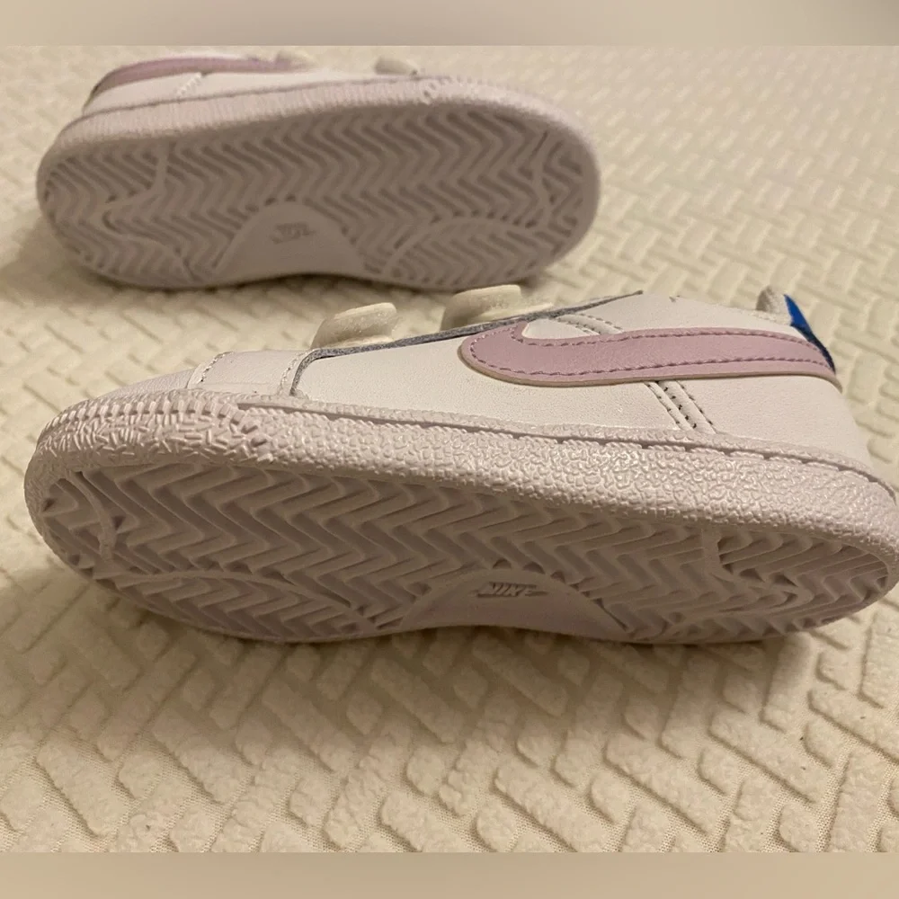 Nike Sneakers - NEW - Baby Girl Size 7c - NWOT - Picture 2 of 5